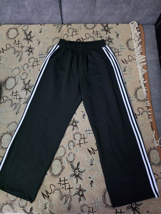 Продаю мужские спортивные брюки  Adidas