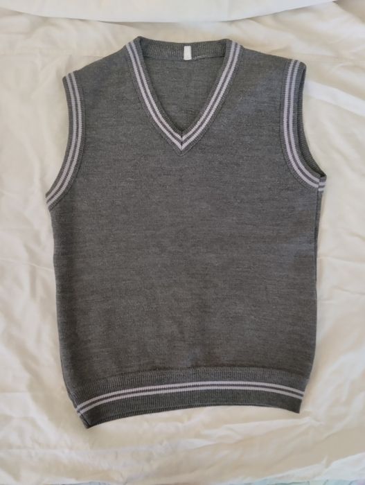 Школьные жилеты, кофты