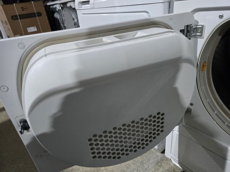 Кондензационна сушилня Миеле/Miele пчелна пита T8823C