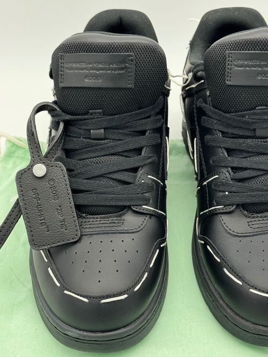 Продавам мъжки маратонки Off White