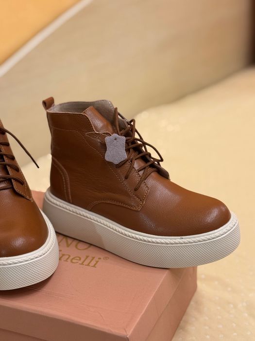 Боти естествена кожа