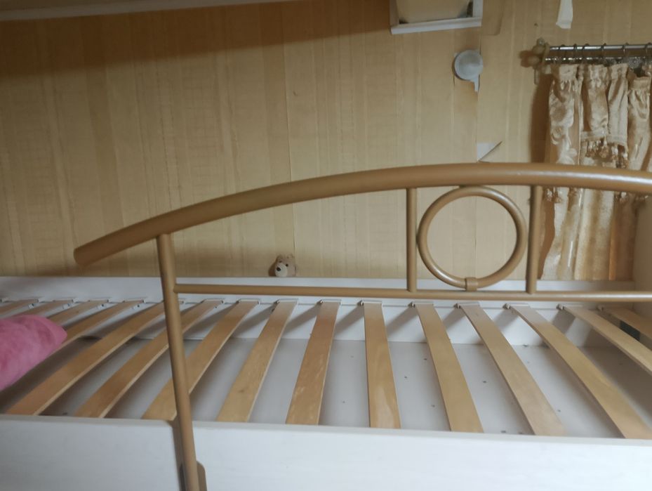 Продам детскую кровать