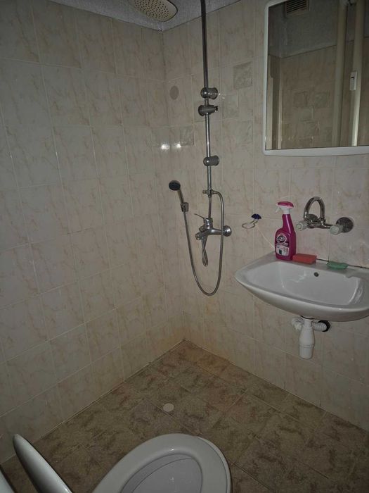 Дава се под наем Двустаен апартамент в София, Зона Б-5-3 - 72 кв.м за 598.23 € - Снимка #15