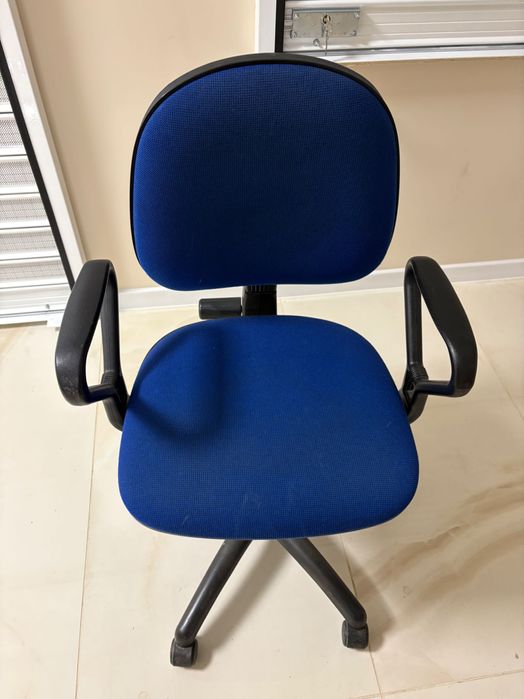 Детски Стол за бюро