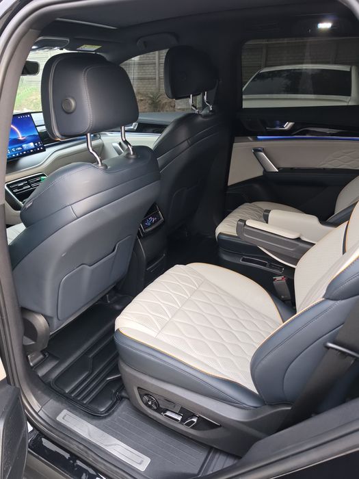 BYD TANG 730км 2024/25 Рестайлинг Капитанский сиденя 4 массаж энг фули