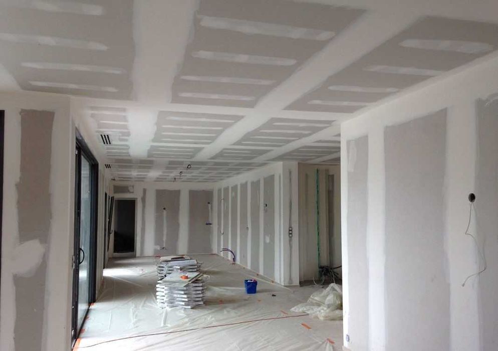 Constructii interioare și exterioare