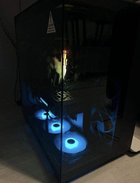 Servicii calculatoare