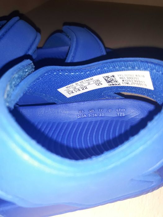 Детски сандалки adidas altaswim
