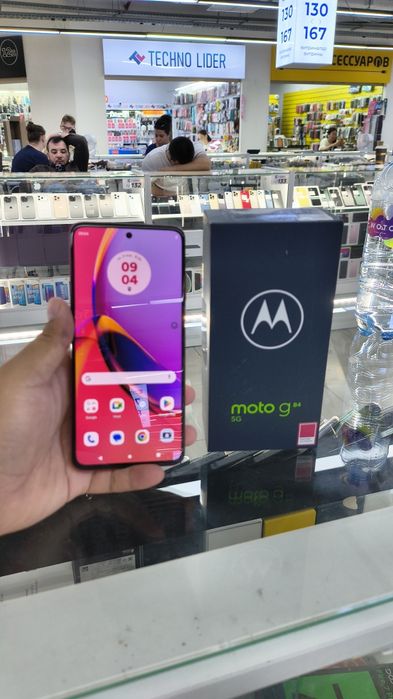 Moto G 84 5G.  12/256