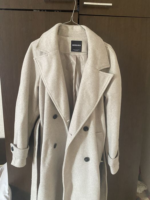 Палто с колан Bershka