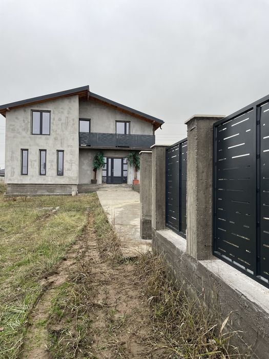 Case de vanzare Piatra Olt