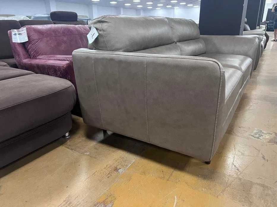 Бежов кожен диван тройка - 100 % естествена кожа.