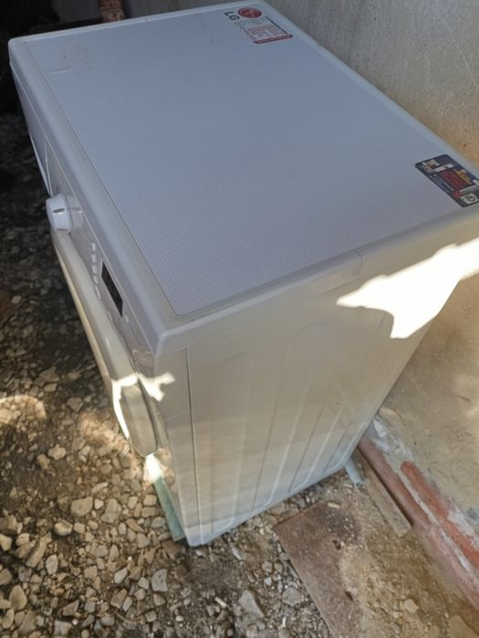 Продам стиральную машину