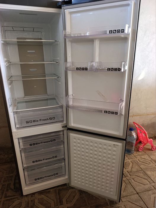 Новый холодильник ARTEL