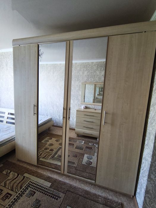 Спальный гарнитур