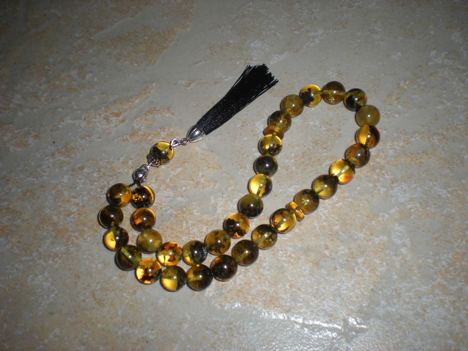 Кехлибарена броеница от балтийски кехлибар