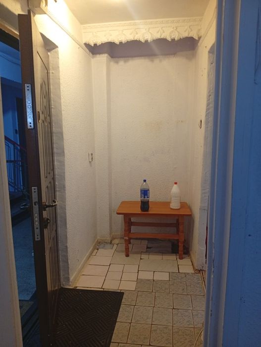 Vand apartament 2 camere semidecomandat