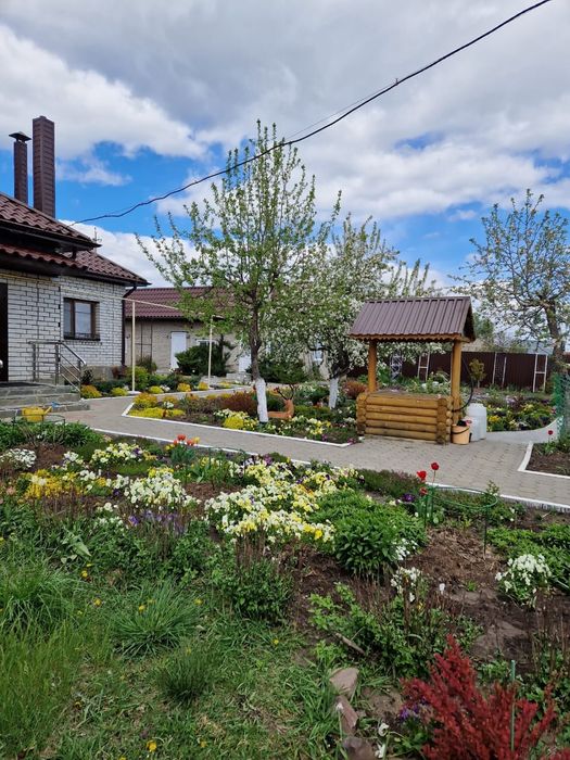 Продам дом коттедж.