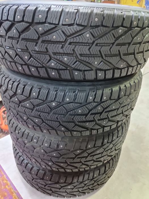 Продам шины в отличном состоянии