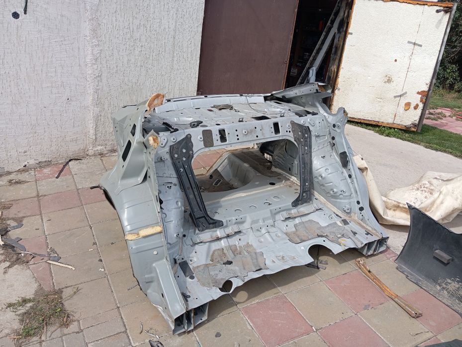 Кузов Nissan Teana