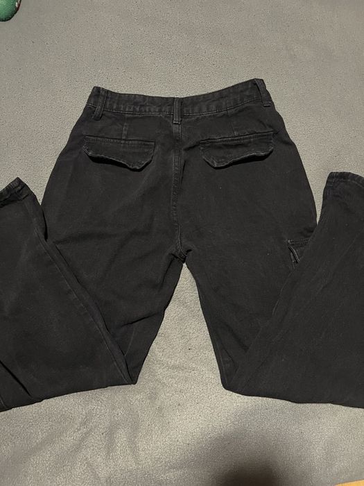 Черни нови дънки