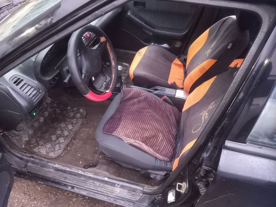 Мазда323 1.6 16 клапан,бензин.газ инжец