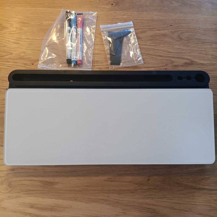 НОВА! Стъклена дъска за бюро с органайзер, бяла, с маркери и чекмедже