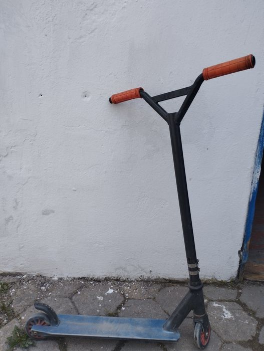 Самокат трюковый