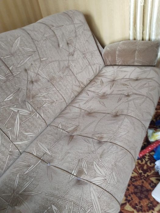 Продам диван в хорошем состоянии