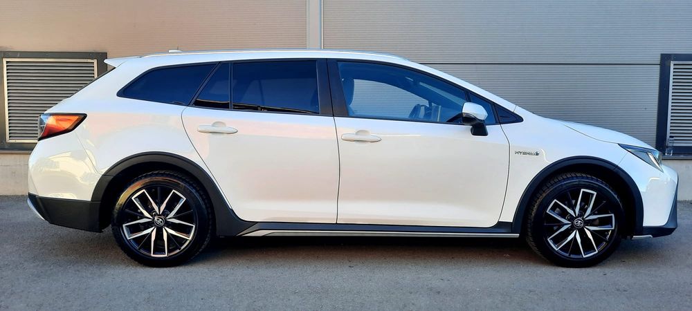 Toyota Corolla Trek