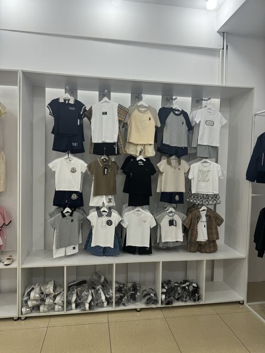 Продается мебель для магазина