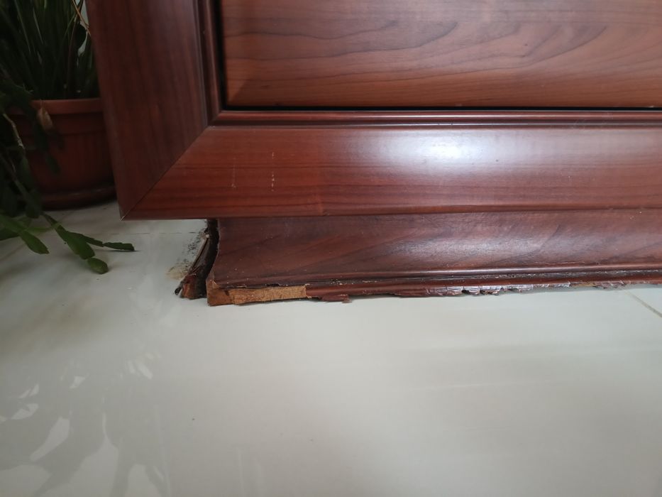 Продавам секция.