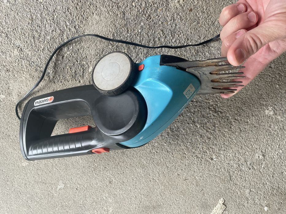 Foarfeca Gardena pentru gard viu/ flori