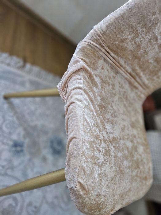 Продам чехлы на стулья, тюли, утюг