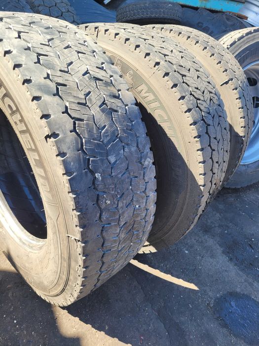 Roti jante anvelope 285/70R19.5