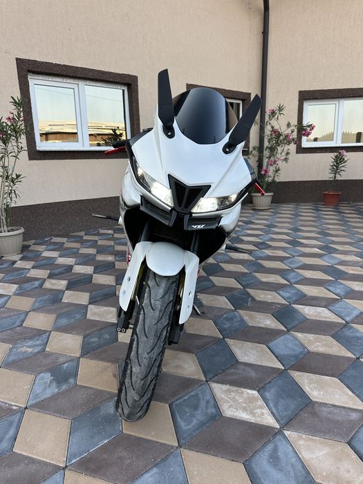 Yamaha YZF R125 custom SHARK 2020 12.000KM