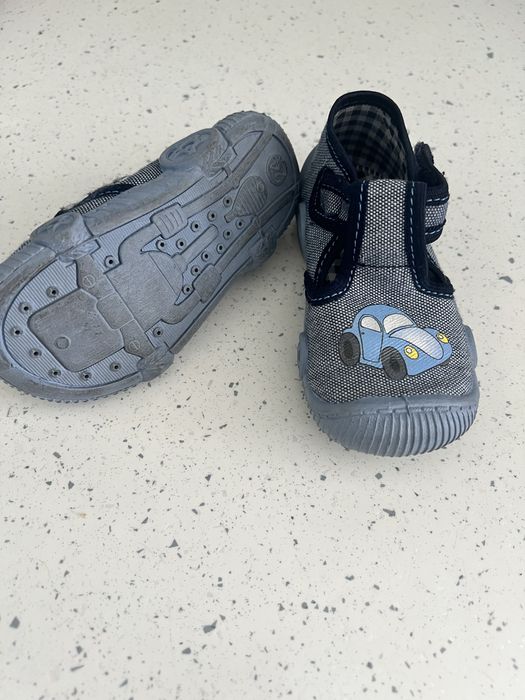 Детски пантофи