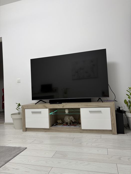 Vand comoda sufragerie