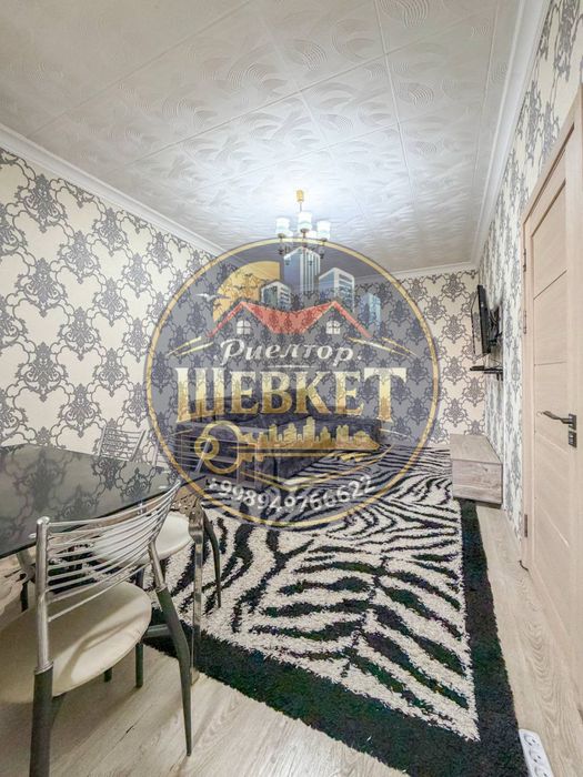 Продам квартиру 2/2/5 с балконом 1.5х3 Ялангач