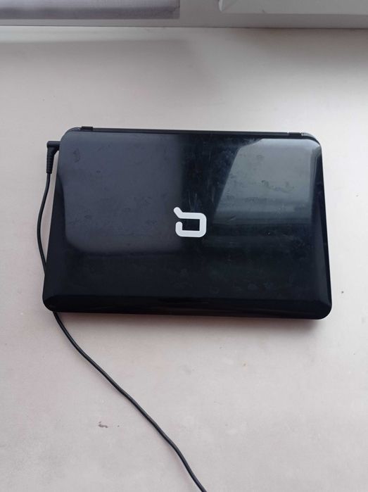 Продам  ноутбук маленький