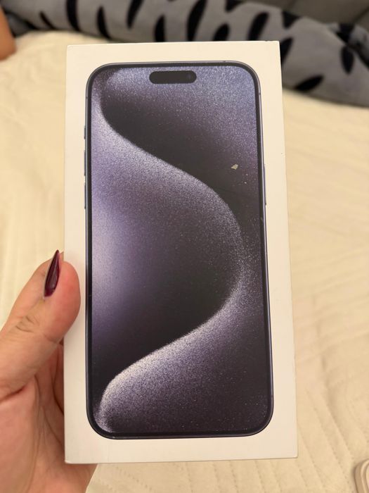 Продам айфон 15 pro max 256 ГБ