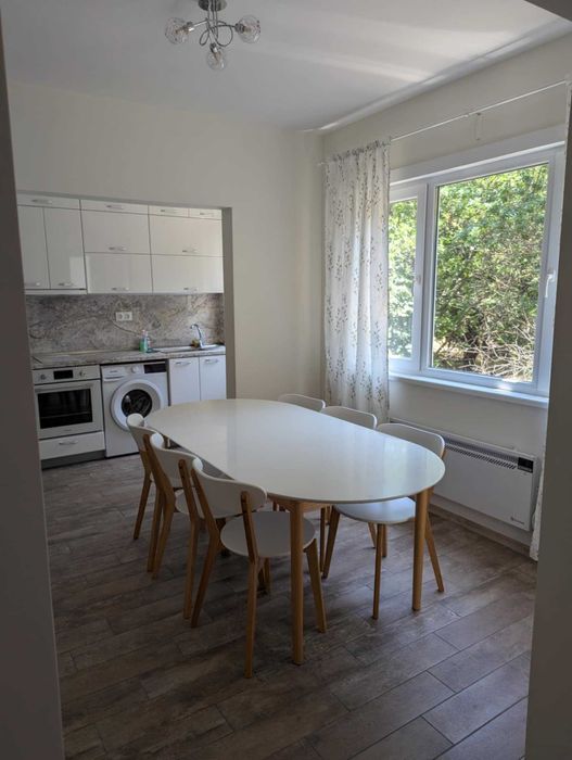 Под наем дългосрочно 4-стаен до пазар Чаталджа