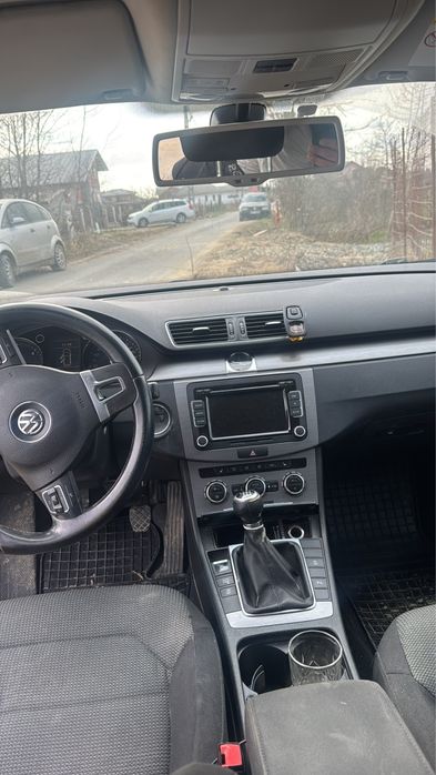 VOLKSWAGEN Passat 2012 — imagine 2