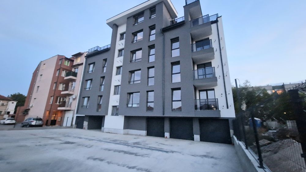 Продава се Двустаен апартамент в Панагюрище - 51 кв.м за 990 €/кв.м - Снимка #2