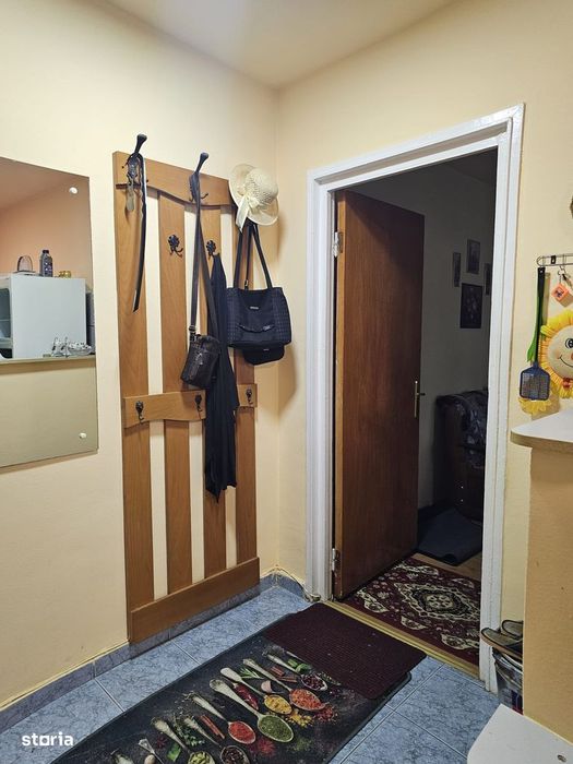 Apartament 3 camere , zona Miorita