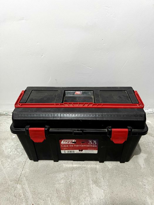 Работни куфари Tayg