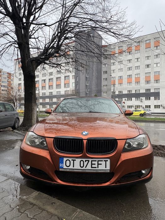 Vand BMW seria 3 in stare buna de functionare.