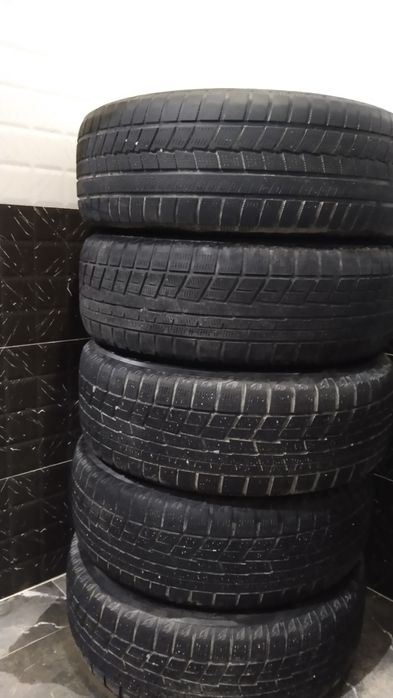 Продам зимные шины с диском