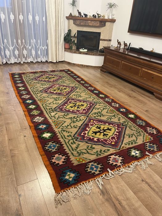 Covoare din lână vechi