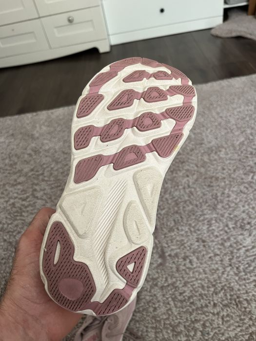 Hoka One One Clifton 9-оригинални дамски маратонки
